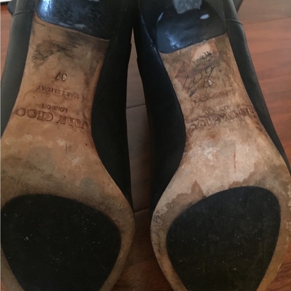 Jimmy Choo Knee high leather boots with back zippers - Picture 8 of 8